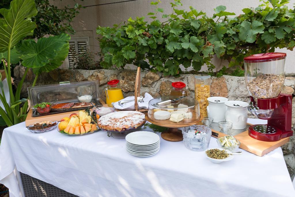 Garden 3*